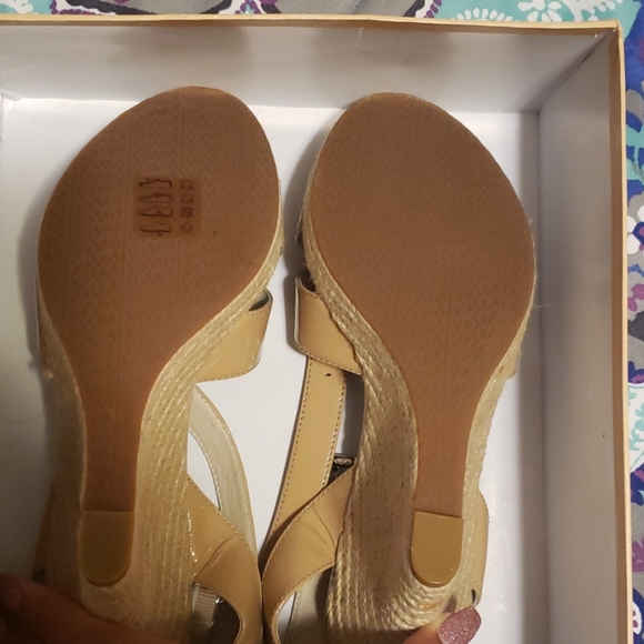 Michael Kors - Picture 3 of 3